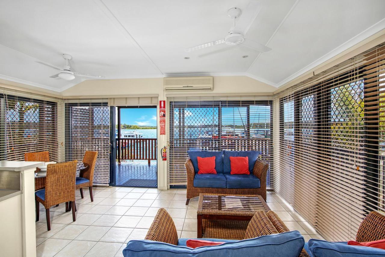 Tin Can Bay Marina Villas Exteriér fotografie