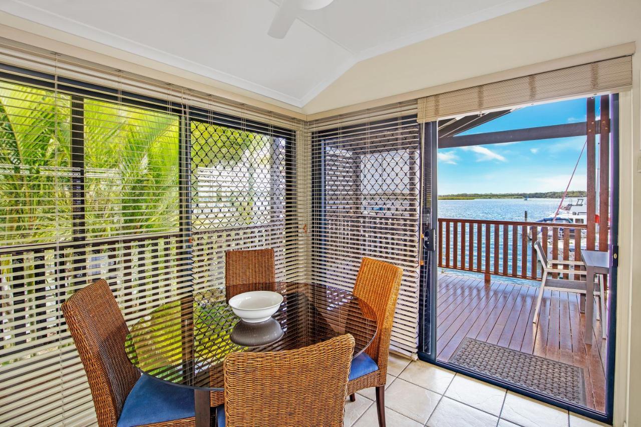 Tin Can Bay Marina Villas Exteriér fotografie